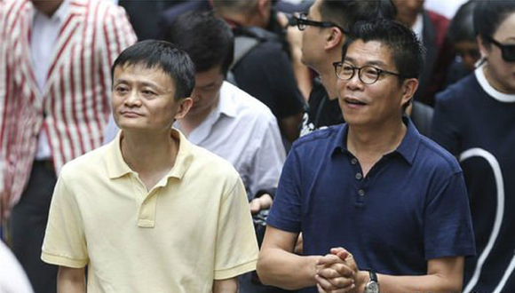 马云(左)和王中军(右.图片来源:网络
