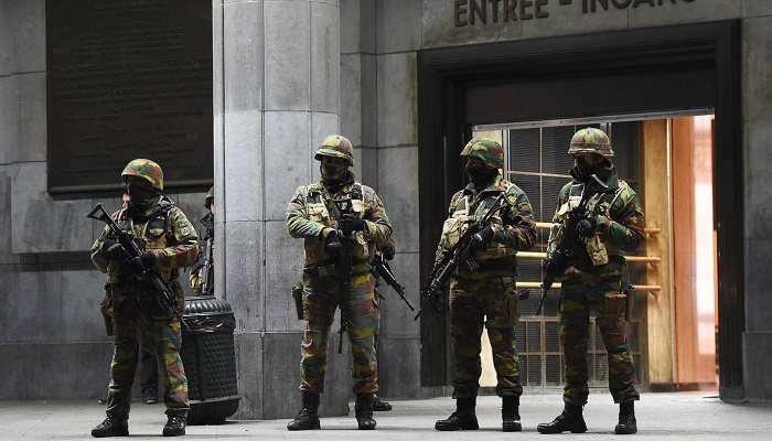布鲁塞尔意外降低安全警戒级别 巴黎恐袭头号