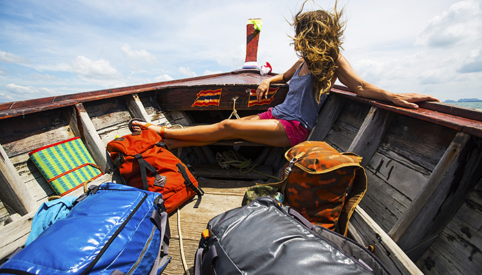 界·鉴 | 2015热榜 这些明星旅游企业拉动了中