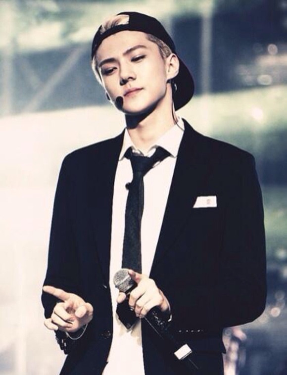 EXO吴世勋《我爱喵星人》3月开机 携手吴倩演