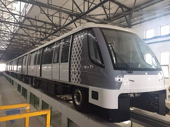 上海地铁8号线新车亮相 将采用无人驾驶技术