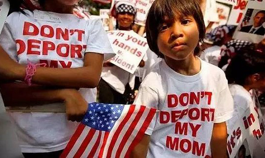 墨西哥非法移民遣返后的生活:回到我一无所知