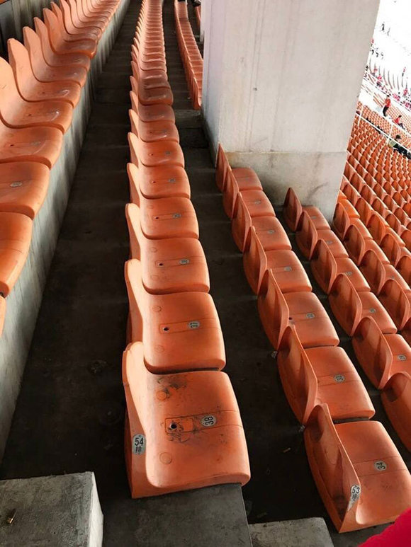 中国足球震惊日本网友 却是因为一个座位|界面