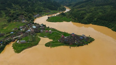 12省区160条河洪水超警 国家防总启动长江防汛Ⅲ级应急响应
