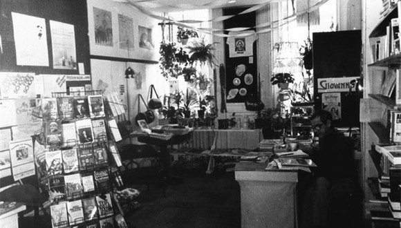 读书俱乐部如何帮助酝酿同性情欲与亚文化