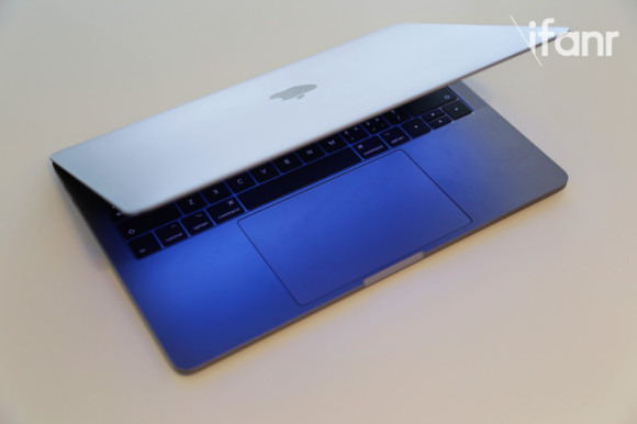 2017款MacBook Pro评测:性能强没强,续航长没