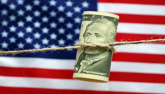 假如中国抛售美国国债 会发生什么?|界面新闻 