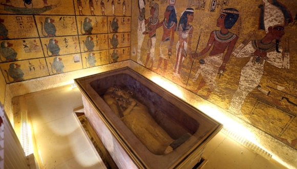 古埃及法老图坦卡蒙陵墓内部.图片来源:视觉中国