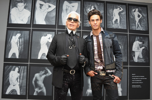 【图集】Chanel艺术总监Karl Lagerfeld离世,这