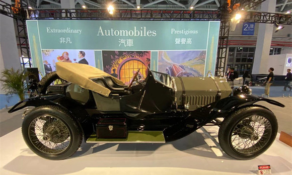 1916 stutz bearcat被认为是其时代的终极跑车,由美国工程师哈利