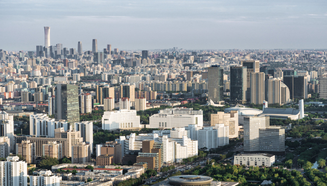 多地出台楼市利好政策，房地产板块迎来集体上涨