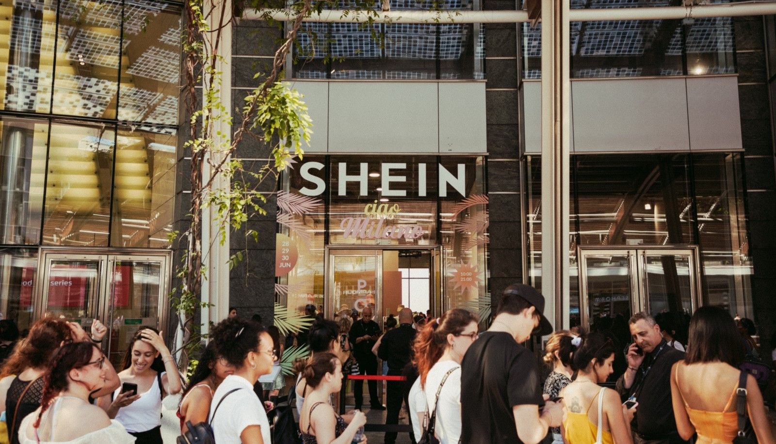 从时尚品牌到产业全景式创新平台，SHEIN如何持续进化？