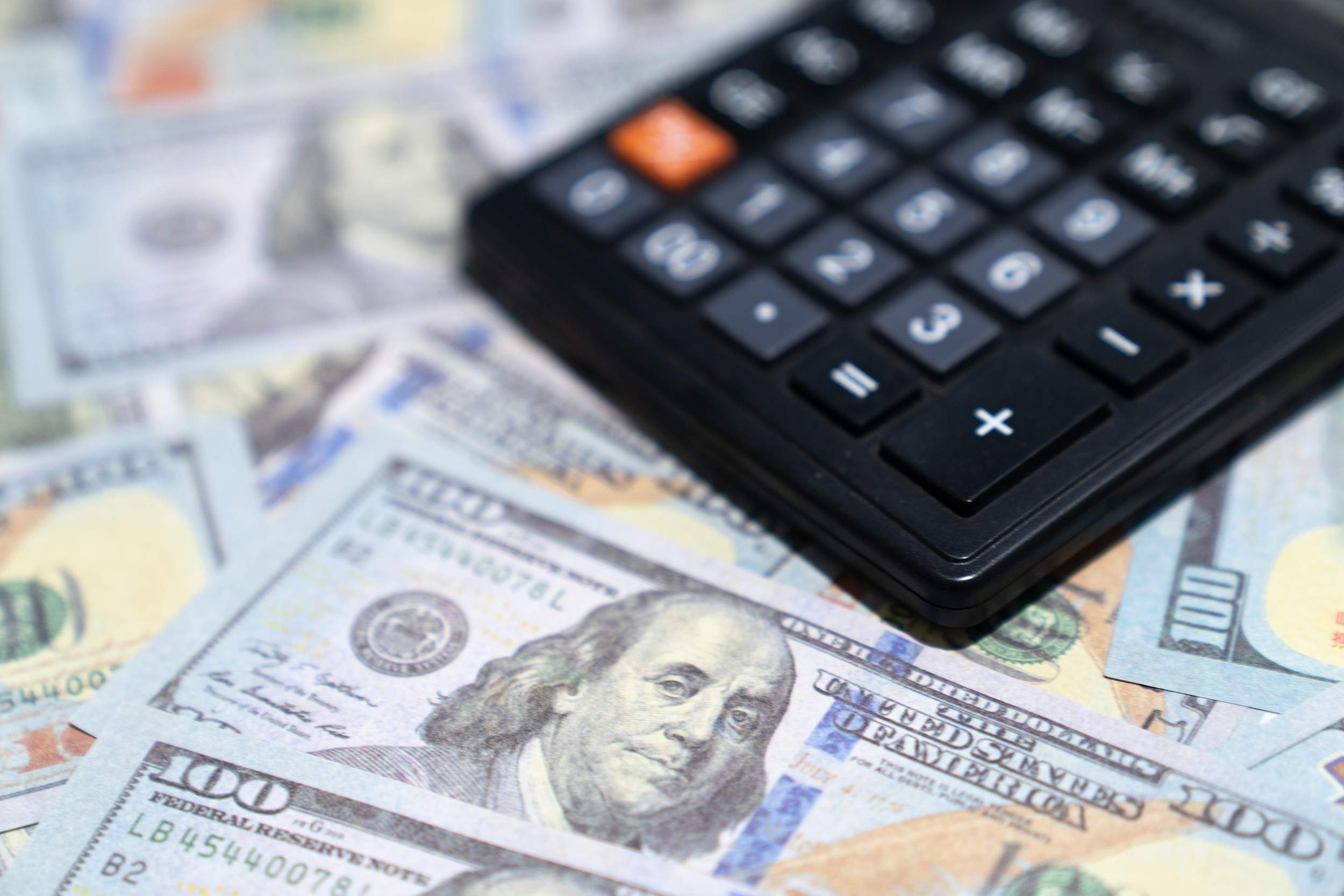 美参院通过终止特朗普全面关税决议,但后续仍有待众院表决