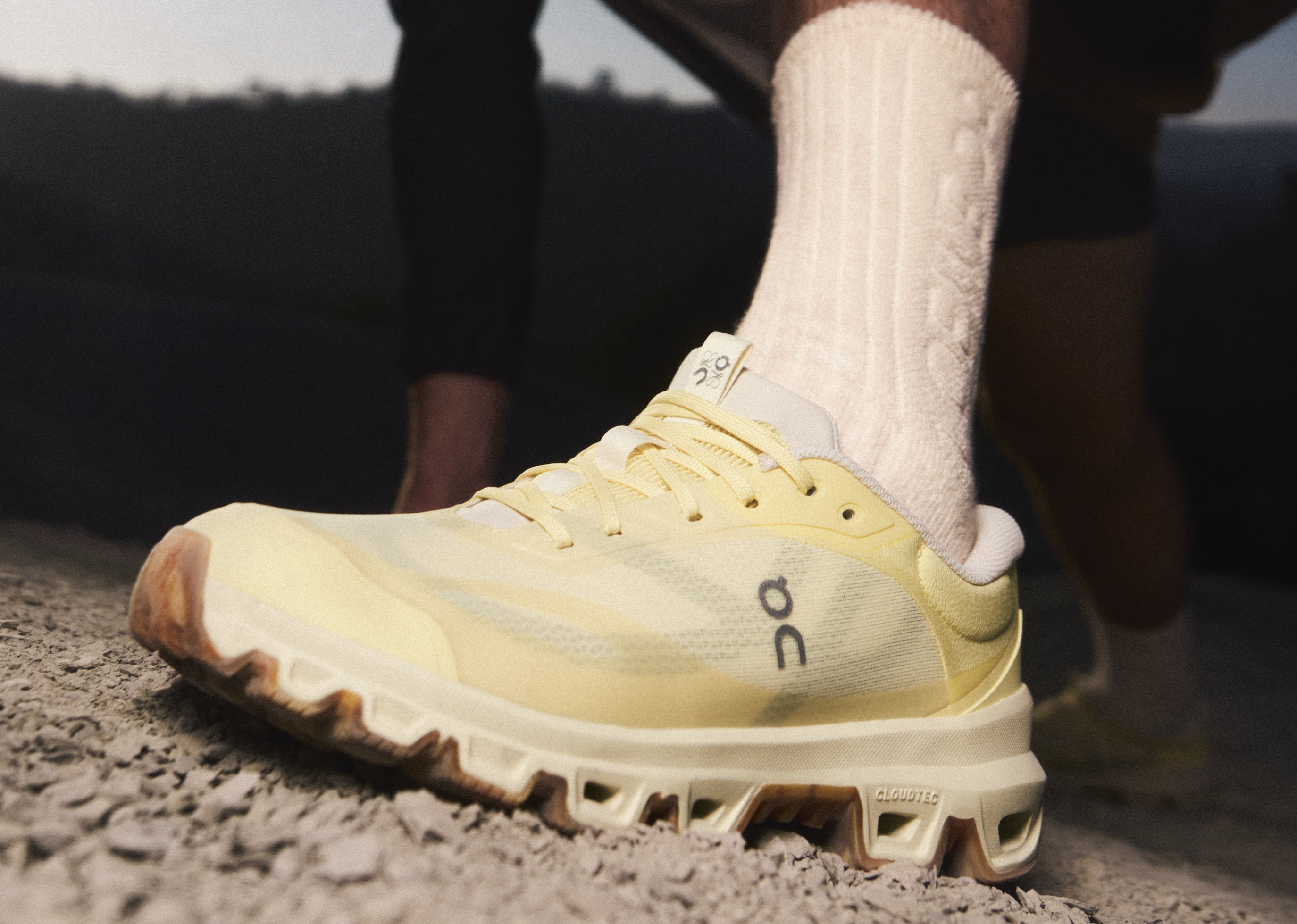 快速增长的昂跑会被“嘎吱作响”的千元跑鞋拖累吗？