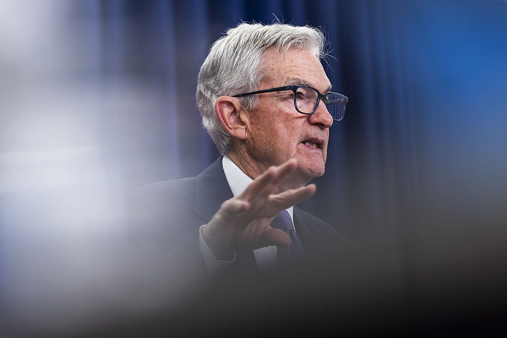 美联储如期降息25个基点，政策制定者仍预计明年降息一次