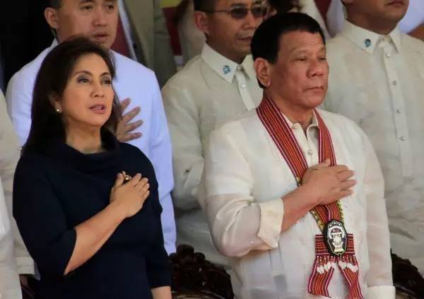 罕见 正副总统同时面临弹劾?菲律宾经济打了个趔趄