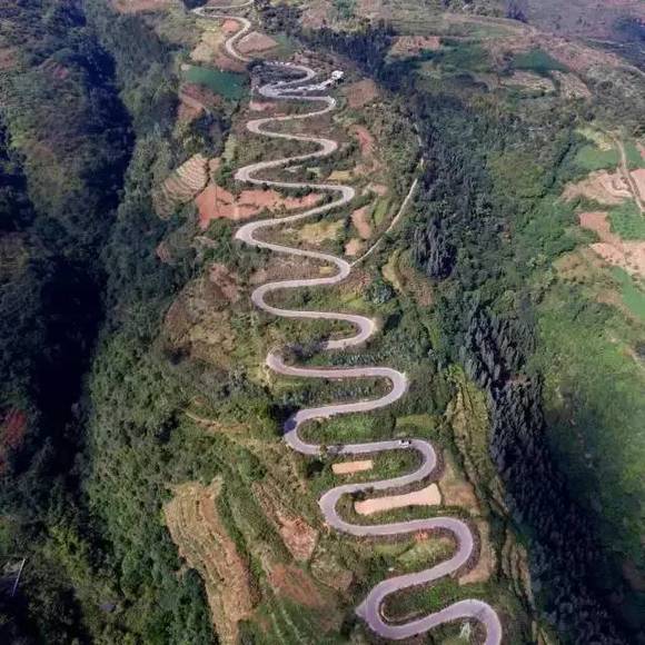 走过云南的路,天下再无险路可走,三大最难走公路,两条