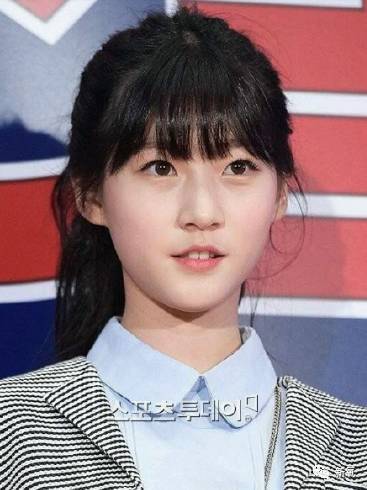 韩国三金算是彻底长开了,18岁的她们是颜值巅