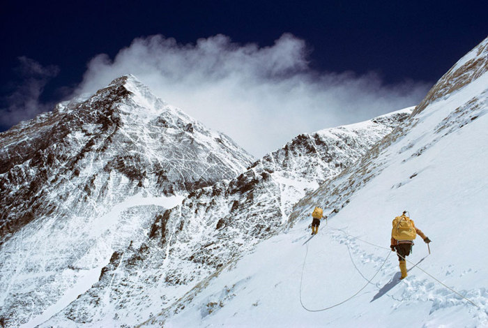 15 在尼泊尔登上珠穆朗玛峰