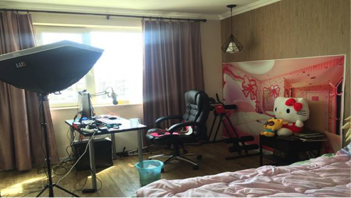 homebroadcast-set_conniea16z