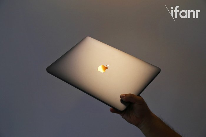 2017款MacBook Pro评测：性能强没强，续航长没长？ | 界面新闻