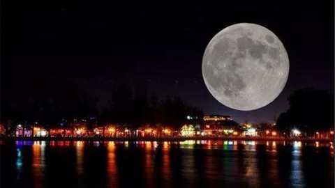 今年中秋比去年“晚”19天 十五的月亮十七圆
