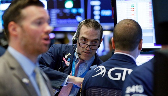 【天下头条】贸易冲突加剧令美国股市大跌 美