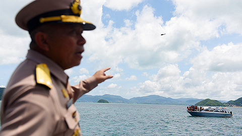 中国驻泰国大使吕健：泰国已对普吉游船翻沉事故正式立案调查