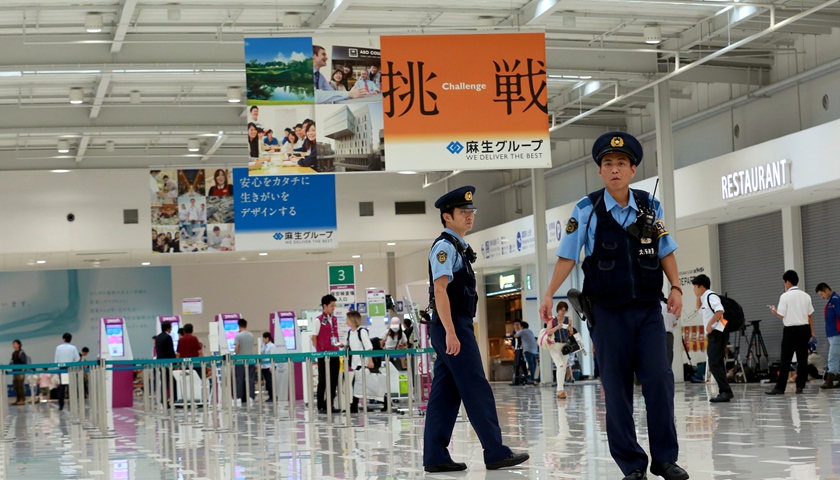关西机场提前全面恢复开放 访日外国旅客回归