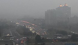 沙尘、雾、霾共存！京津冀出现今年以来最严重污染