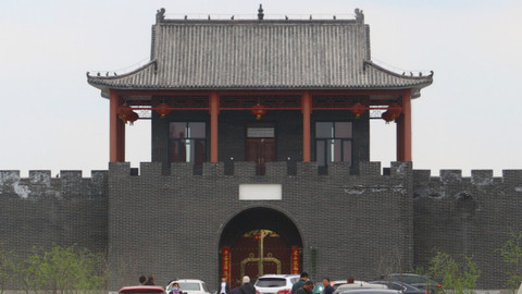 【调查】“袁府”风波背后：官司缠身的“乡贤”与富豪