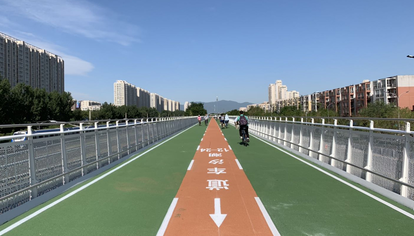 地铁公交出行受限，节后北京首个早高峰骑行热度高_手机新浪网