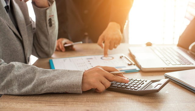 专访 宜信唐宁 疫情之下 高净值人群需求从投资增值更多转向财富传承 界面新闻