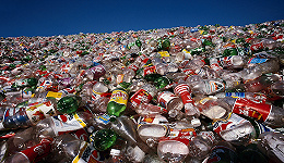 【深度】这是耐克、阿迪抢着要的废弃塑料瓶，它的身后是3000亿的市场