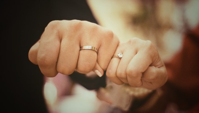 婚姻家庭编 婚姻自由不能绝对化 离婚冷静期让家庭保留温度 界面新闻