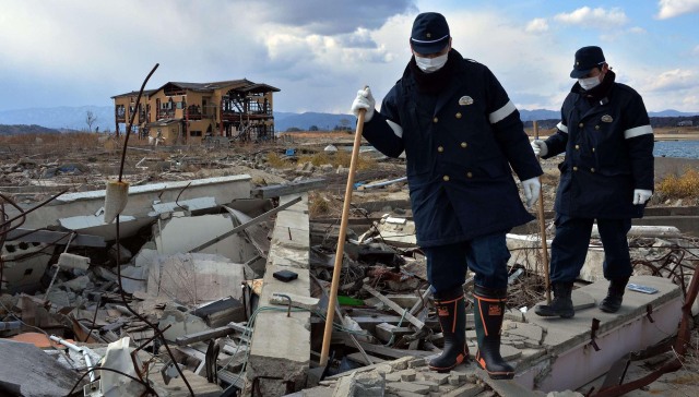 日本人为何对政治疏离又怀疑 日本3 11大地震十周年 界面新闻