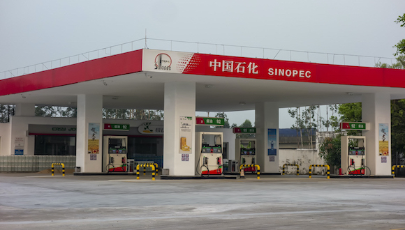 中国石化一季度盈利近180亿 同比扭亏为盈 界面新闻 中国石化一季度盈利近180亿 同比扭亏为盈 界面新闻