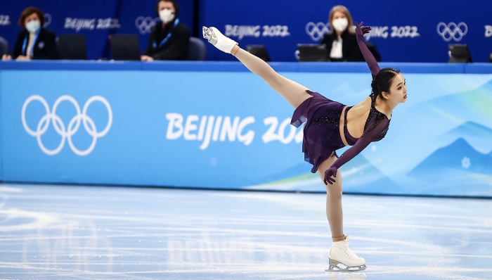 中国队历史首进花滑团体决赛，女单短节目瓦利耶娃再破纪录