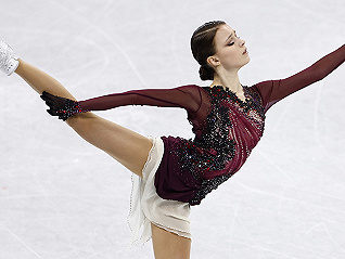 俄罗斯“二娃”包揽花滑女单金银牌，瓦利耶娃获第四