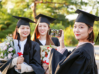 中国高等教育整体水平进入世界第一方阵