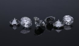 一个月销售暴增400%，订单排到年后：“人造钻石”时代真的来了吗？