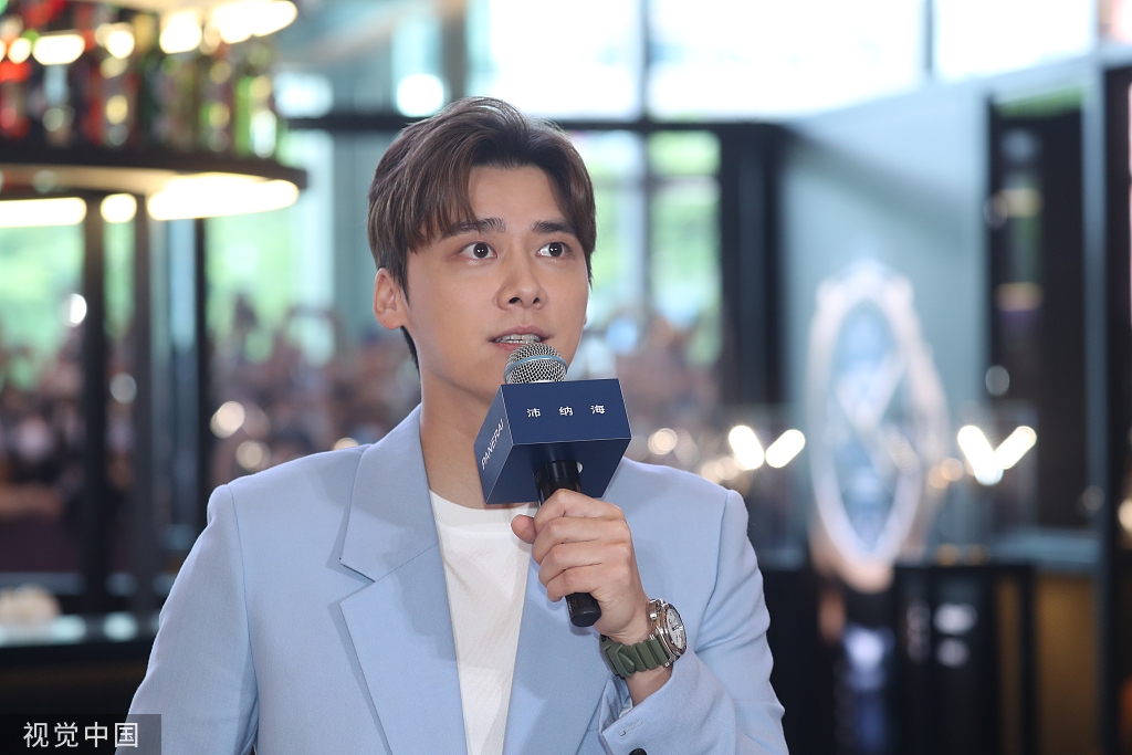 Actor Li Yifeng canceled for soliciting prostitutes Jiemian Global