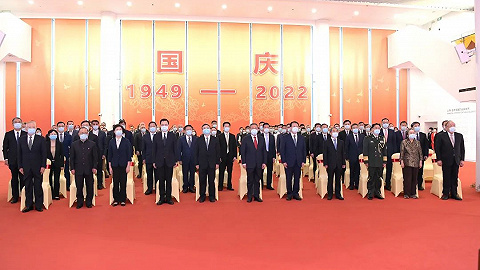 上海市政府举行国庆招待会，李强、龚正和中外来宾共庆新中国73周年华诞