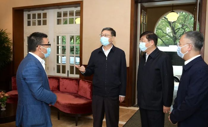 立足功能定位、发挥区位优势，在推动高质量发展上彰显新的作为！陈吉宁今天在黄浦区调研