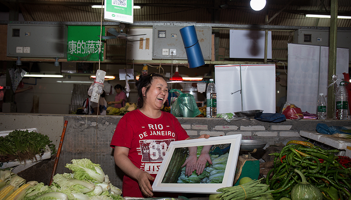 菜市场美术馆的摊贩（图片来源：受访者）菜市场美术馆的摊贩（图片来源：受访者）(photo:JieMian)