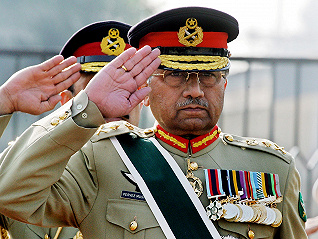 巴基斯坦前总统穆沙拉夫病逝：从铁腕治国到客死他乡