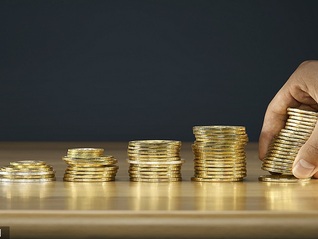 券商資管百億基金經理一季度新動向：姜誠加倉銀行股，姜永明、王延飛押了科技