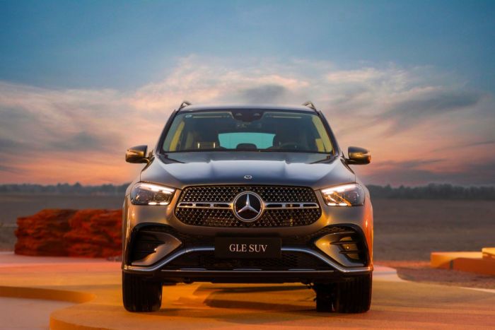 新一代奔驰GLE SUV正式上市，标配驾驶辅助增强版
