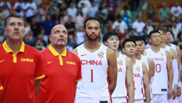 孙铭徽、方硕最后时刻落选，中国男篮世界杯12人名单公布