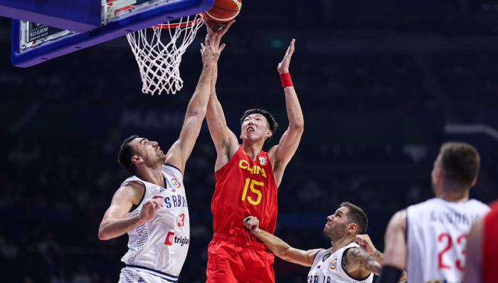 中国男篮世界杯首战告负，净负塞尔维亚42分
